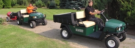 Pracovní autíčka EZGO Cushman